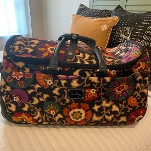 Vera Bradley XL rolling duffel bag